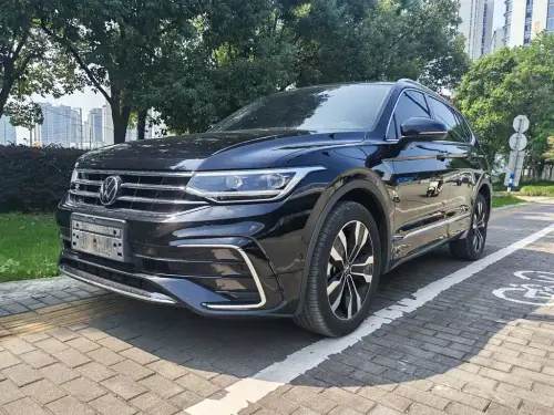 Volkswagen Tiguan, 2025