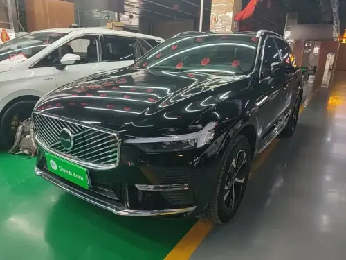 Volvo XC60, 2025
