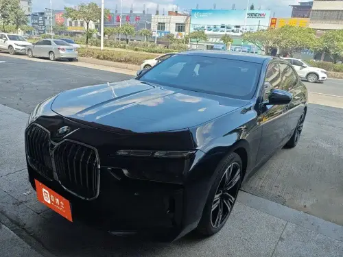 BMW 7-Series, 2024