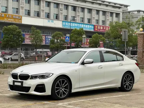 BMW 3-Series, 2020