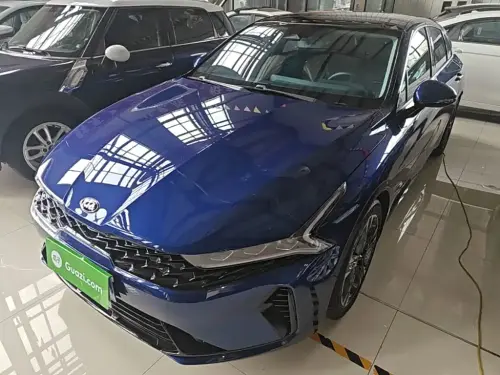 Kia K5, 2021