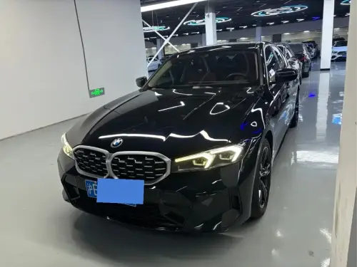 BMW 3-Series, 2023