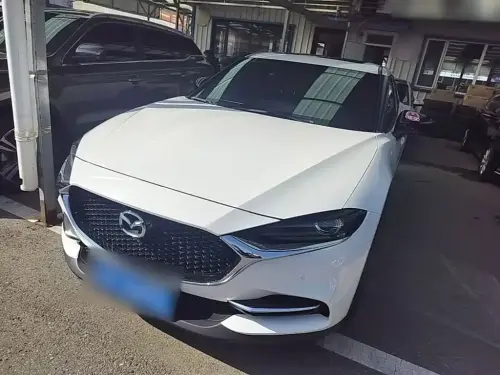 Mazda CX-4, 2023