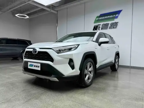 Toyota RAV4, 2023