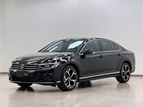 Volkswagen Magotan, 2025