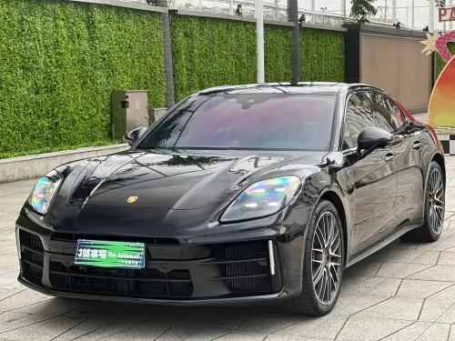 Porsche Panamera, 2025