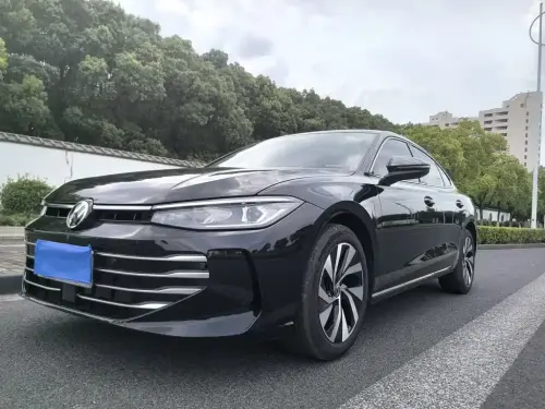 Volkswagen Passat, 2025