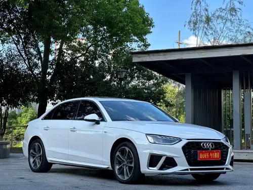 Audi A4, 2021