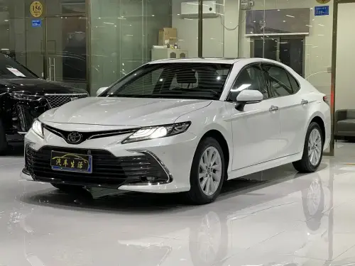 Toyota Camry, 2023