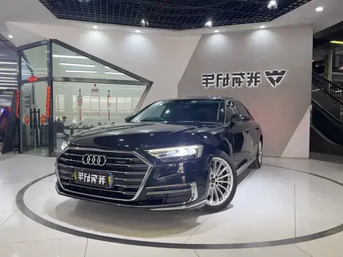 Audi A8, 2021