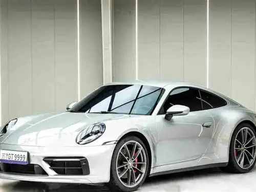 Porsche 911, 2024
