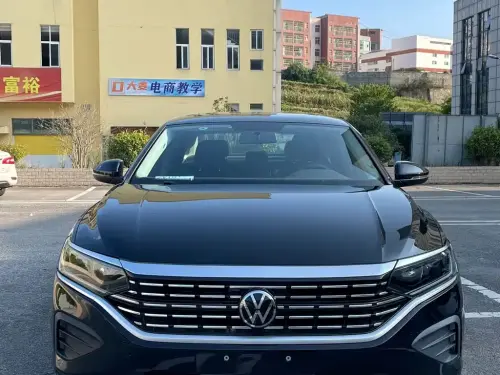 Volkswagen Passat, 2025