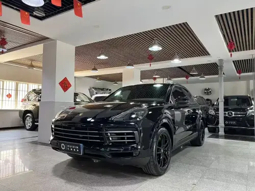 Porsche Cayenne, 2022