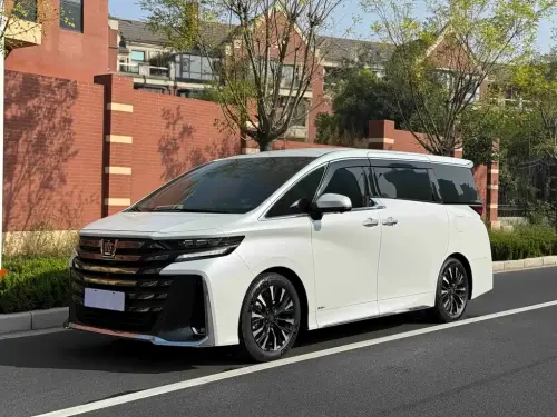 Toyota Vellfire, 2024