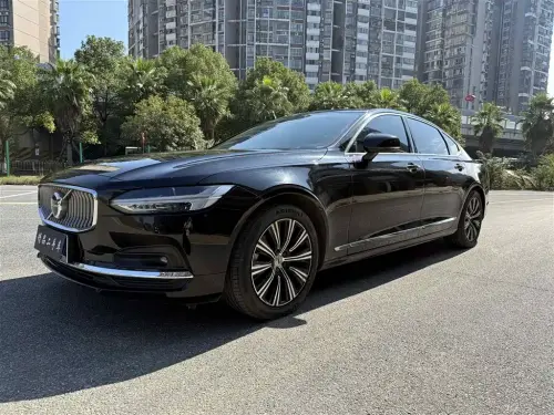 Volvo S90, 2022