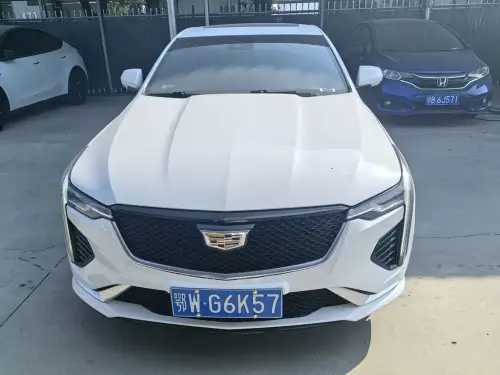 Cadillac CT4, 2022
