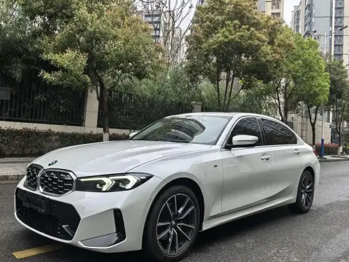BMW 3-Series, 2023