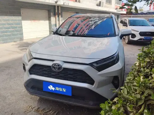 Toyota RAV4, 2023