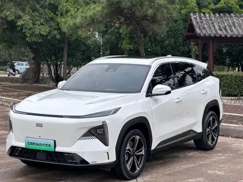 Geely L7, 2025