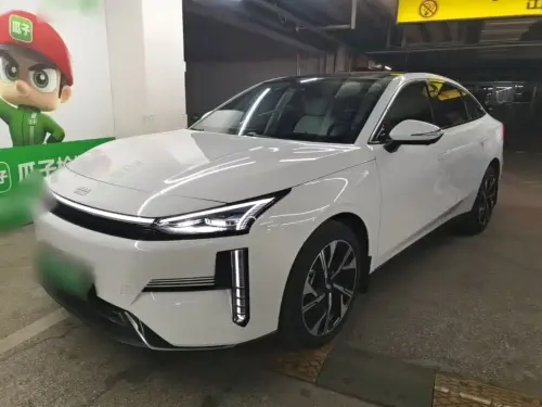 Geely Galaxy L6, 2024