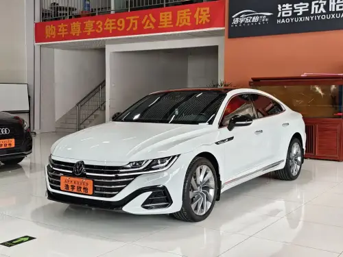 Volkswagen CC, 2024