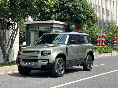 Land Rover Defender, 2024