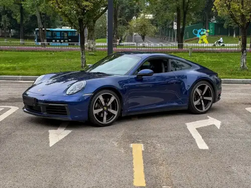 Porsche 911, 2023