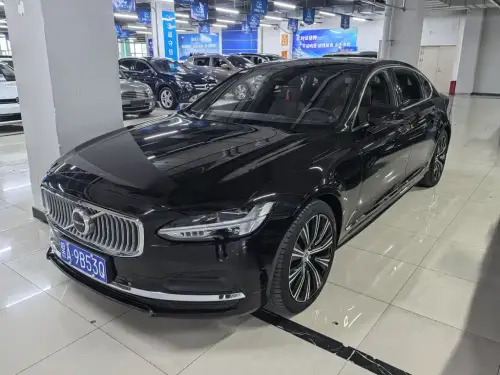 Volvo S90, 2022