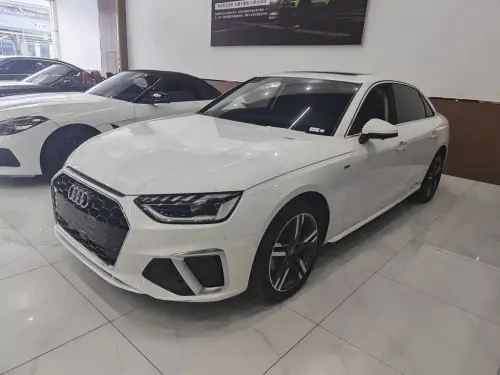 Audi A4, 2021