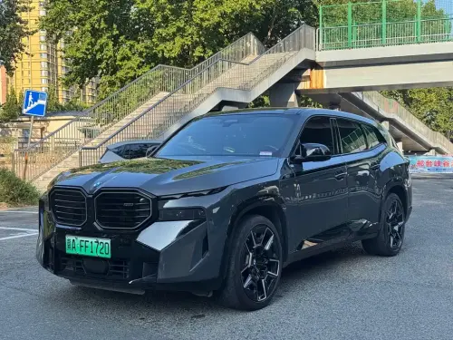 BMW XM, 2024