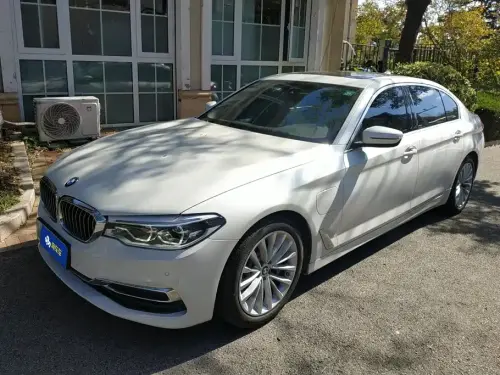 BMW 5-Series, 2019