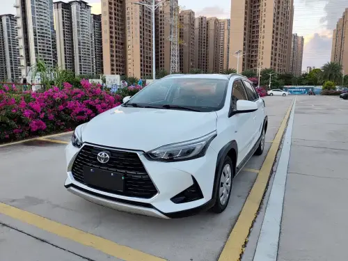 Toyota Yaris L, 2023