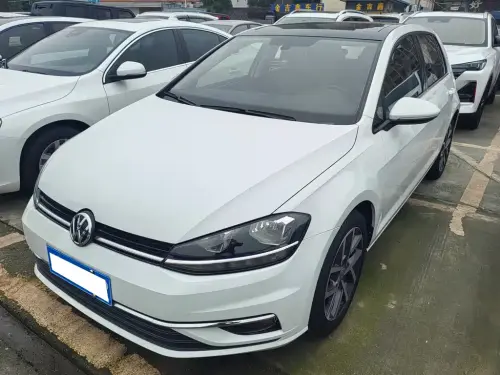 Volkswagen Golf, 2020
