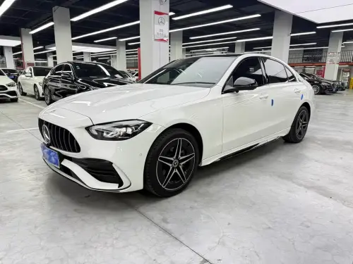 Mercedes-Benz C-Class, 2024