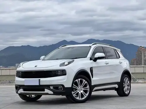 Lynk & Co 01, 2020