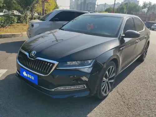 Skoda Superb, 2025