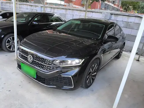 Volkswagen Passat, 2023