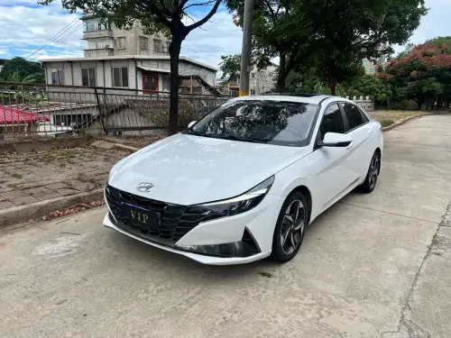 Hyundai Elantra, 2021