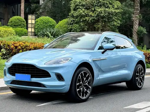 Aston Martin DBX, 2021