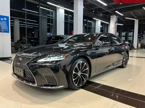 Lexus LS, 2021