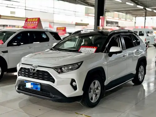 Toyota RAV4, 2022