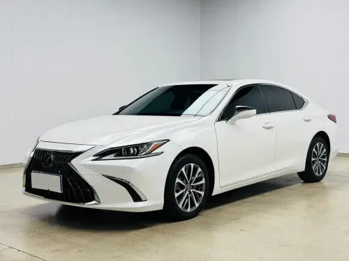 Lexus ES, 2024
