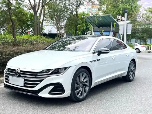 Volkswagen CC, 2023