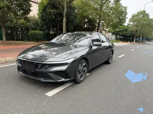 Hyundai Elantra, 2024