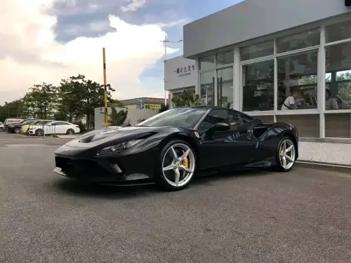 Ferrari F8, 2020