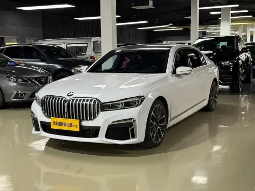 BMW 7-Series, 2021