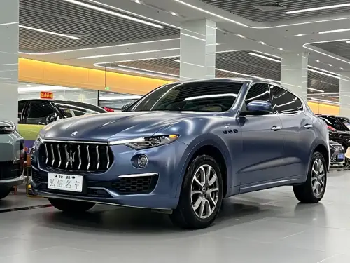 Maserati Levante, 2022