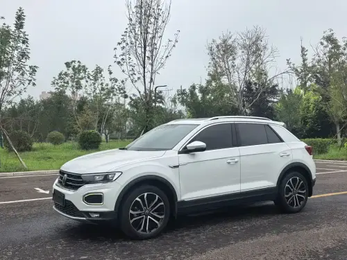Volkswagen T-Roc, 2022