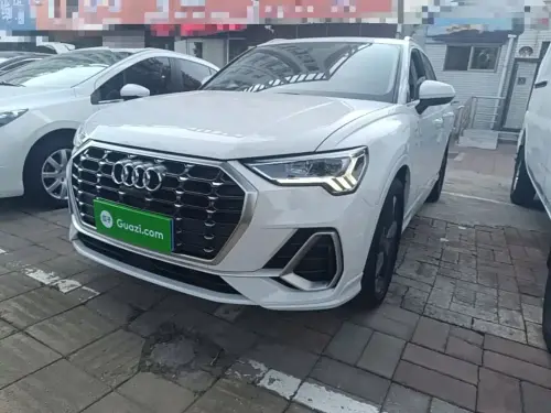 Audi Q3, 2021