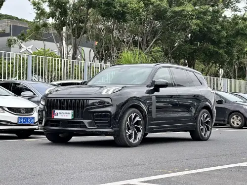 Lynk & Co 09, 2022